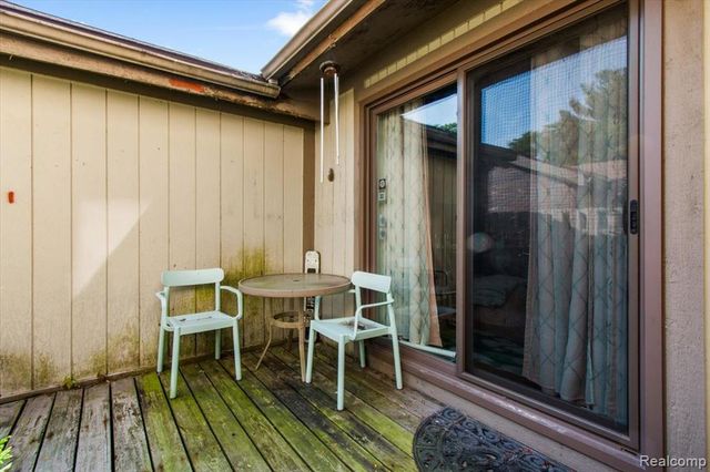 7387 Radcliff Drive 47, West Bloomfield, MI 48322