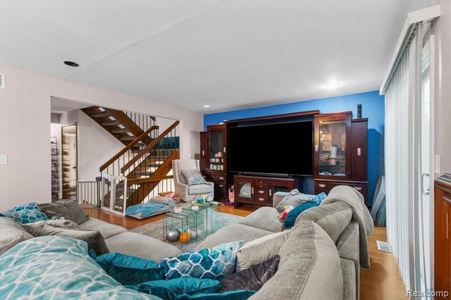 7387 Radcliff Drive 47, West Bloomfield, MI 48322