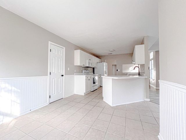 4422 Barcelona Ln., Little River, SC 29566