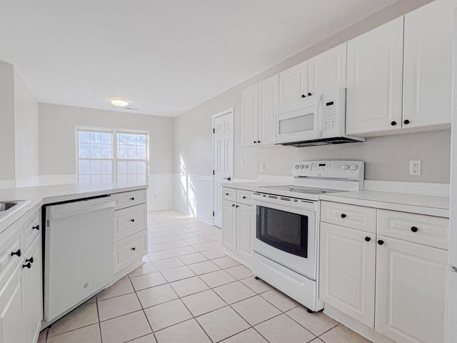 4422 Barcelona Ln., Little River, SC 29566