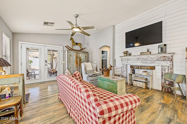 10710 E WALLFLOWER Lane, Florence, AZ 85132