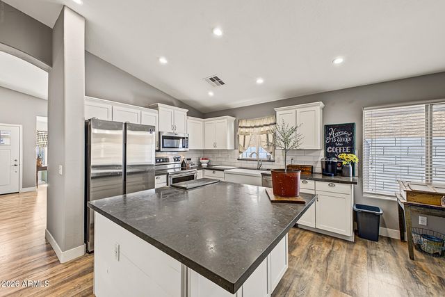 10710 E WALLFLOWER Lane, Florence, AZ 85132