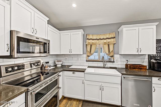 10710 E WALLFLOWER Lane, Florence, AZ 85132