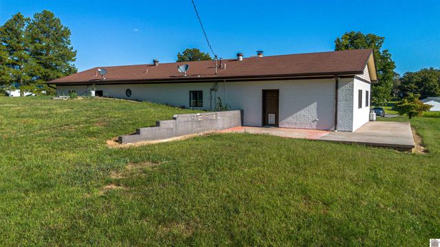 346 W Main, Salem, KY 42078