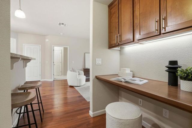 4388 El Camino Real 309, Los Altos, CA 94022