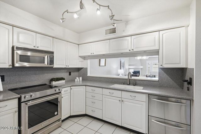 1320 E MARNY Road, Tempe, AZ 85288