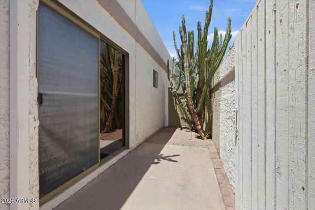 1320 E MARNY Road, Tempe, AZ 85288