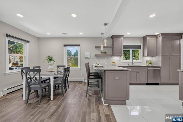 60 Moore Avenue, Waldwick, NJ 07463