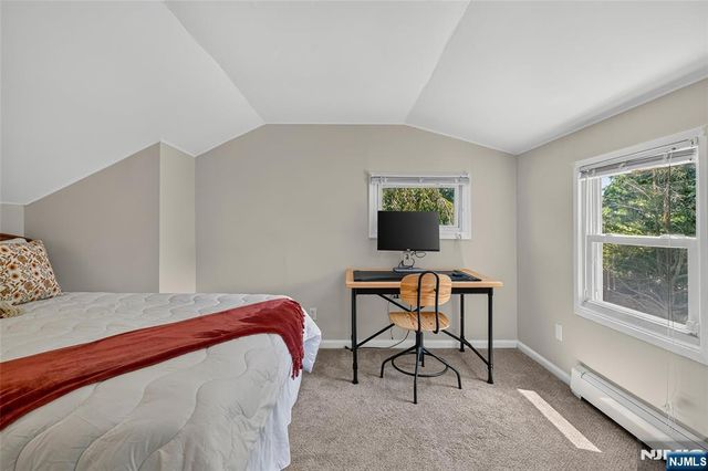 60 Moore Avenue, Waldwick, NJ 07463
