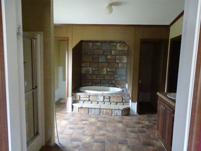 11000 Fm 880 E, Cross Plains, TX 76443