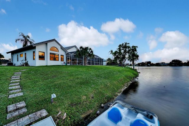 1457 Sailboat Circle, Wellington, FL 33414