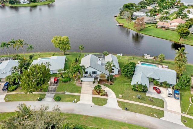 1457 Sailboat Circle, Wellington, FL 33414