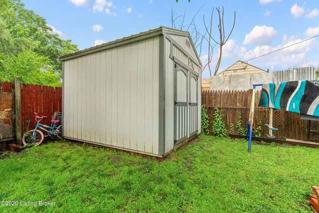 2801 Griffiths Ave, Louisville, KY 40212