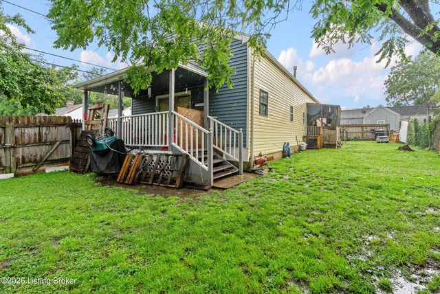 2801 Griffiths Ave, Louisville, KY 40212