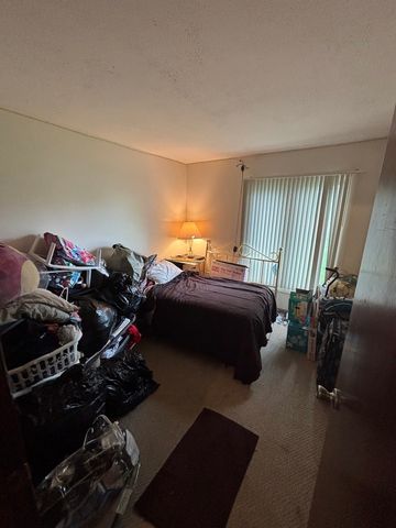 1050 Holbrook Road 1H, Homewood, IL 60430