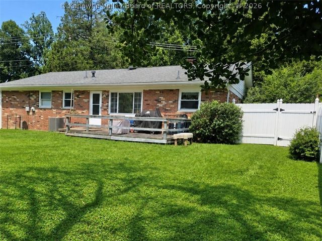 2610 Winter Street, St Albans, WV 25177