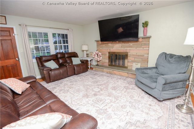 2610 Winter Street, St Albans, WV 25177