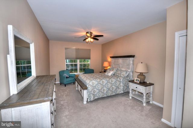 4 SYMPHONY AVE, Bayville, NJ 08721