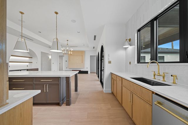 6923 Shavelson Street, Houston, TX 77055