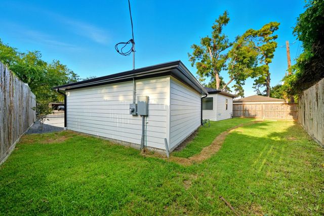 6923 Shavelson Street, Houston, TX 77055