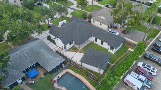 6923 Shavelson Street, Houston, TX 77055