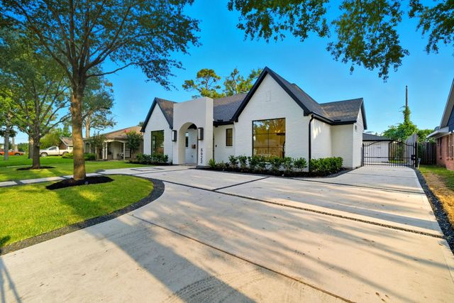 6923 Shavelson Street, Houston, TX 77055