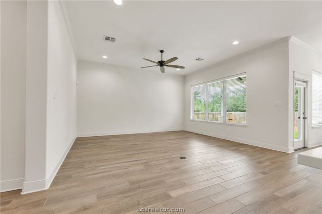 3512 Wildwood Court, Bryan, TX 77808