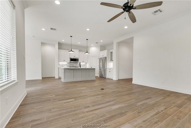 3512 Wildwood Court, Bryan, TX 77808