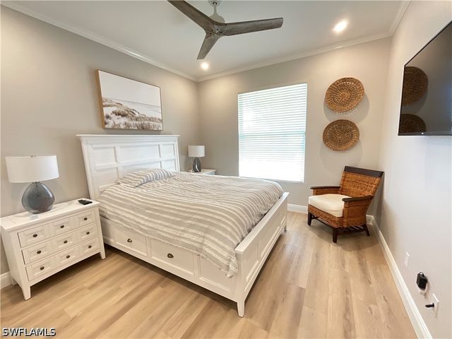 1709 MARSH RUN, Naples, FL 34109