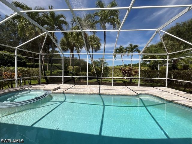 1709 MARSH RUN, Naples, FL 34109