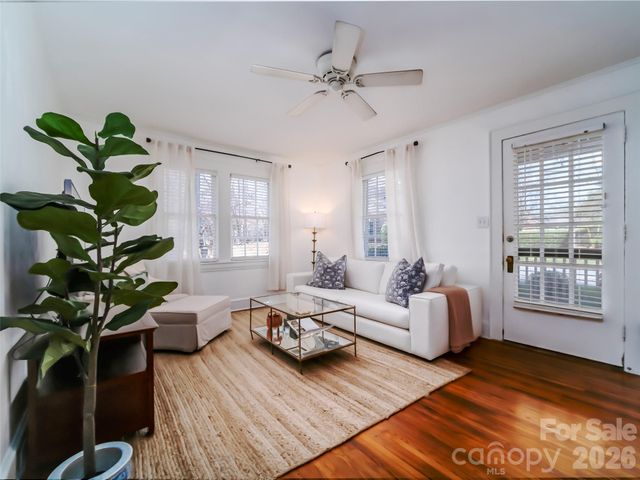 118 N Laurel Avenue 2, Charlotte, NC 28207