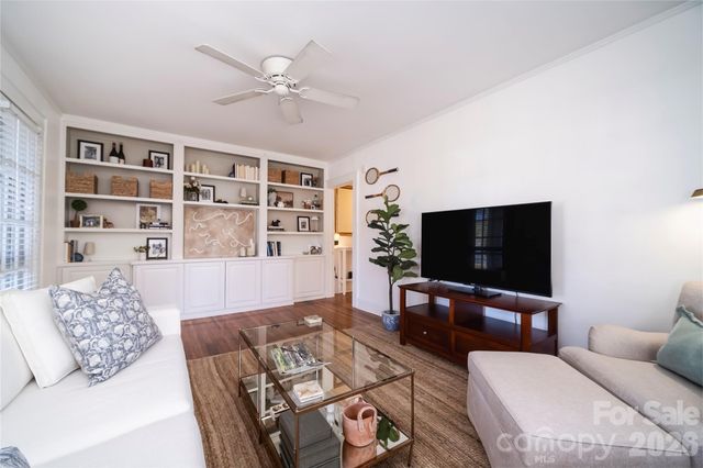 118 N Laurel Avenue 2, Charlotte, NC 28207