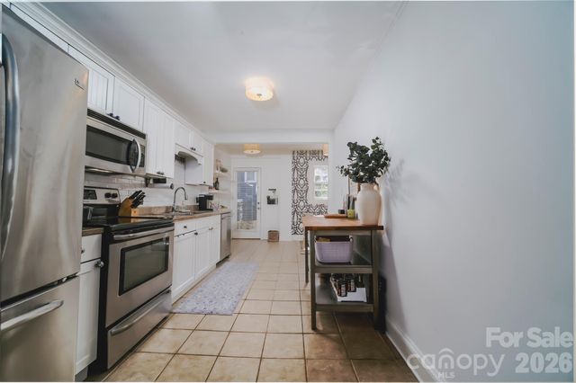 118 N Laurel Avenue 2, Charlotte, NC 28207