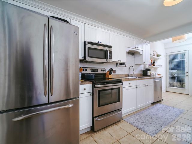 118 N Laurel Avenue 2, Charlotte, NC 28207