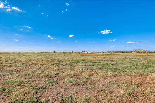 000 Mcfarlane Road, Beasley, TX 77417