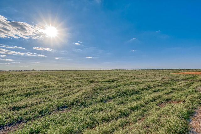 000 Mcfarlane Road, Beasley, TX 77417