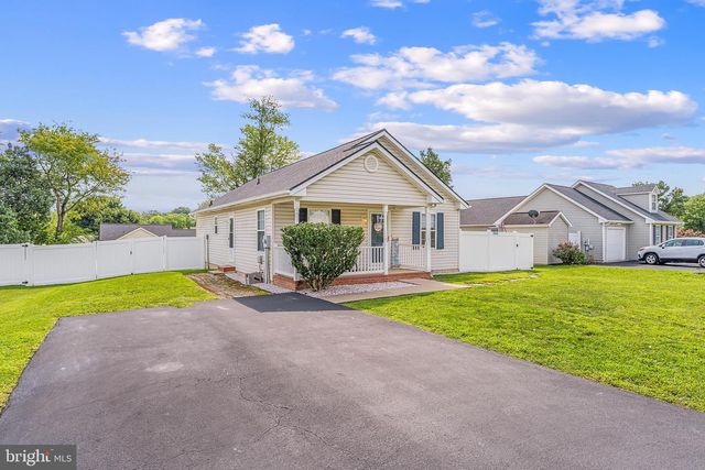 606 ARTISAN WAY, Martinsburg, WV 25401