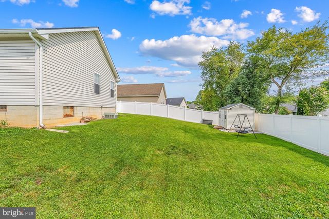 606 ARTISAN WAY, Martinsburg, WV 25401