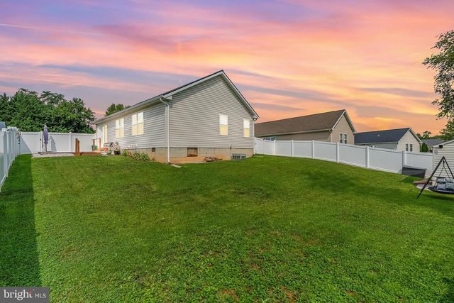 606 ARTISAN WAY, Martinsburg, WV 25401