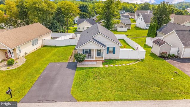 606 ARTISAN WAY, Martinsburg, WV 25401