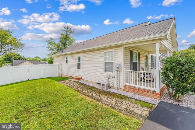 606 ARTISAN WAY, Martinsburg, WV 25401