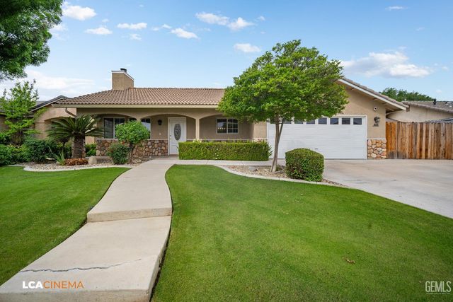 4611 Polo Club Drive, Bakersfield, CA 93312