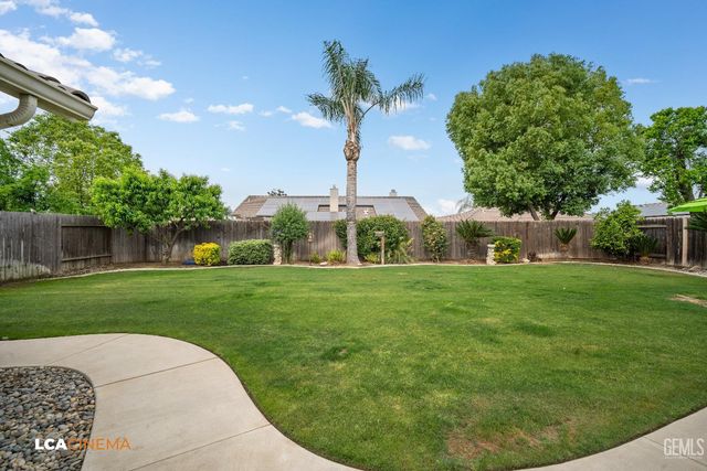 4611 Polo Club Drive, Bakersfield, CA 93312