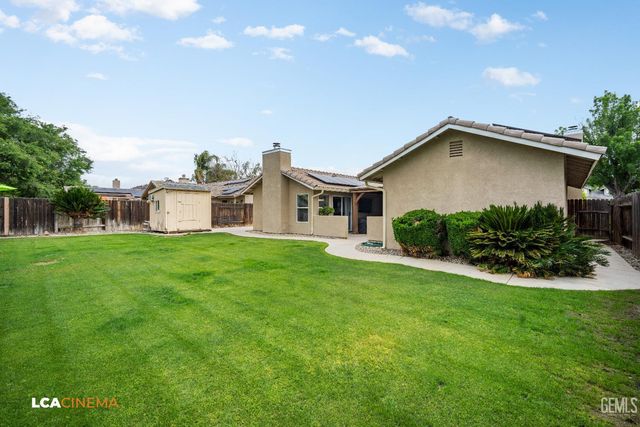 4611 Polo Club Drive, Bakersfield, CA 93312