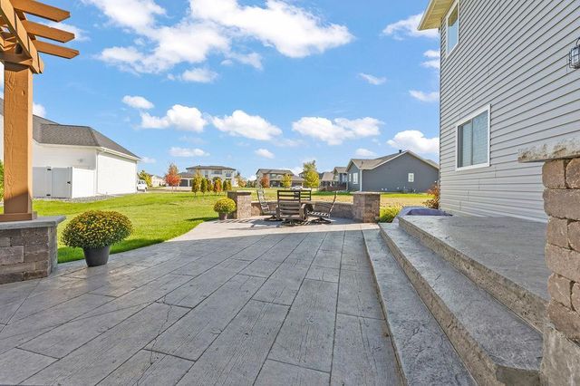 3755 Houkom Drive E, West Fargo, ND 58078