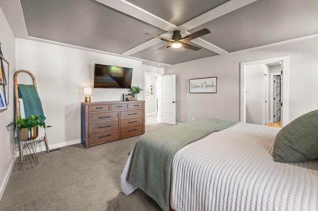 3755 Houkom Drive E, West Fargo, ND 58078