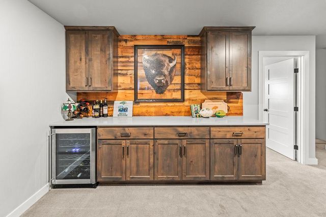 3755 Houkom Drive E, West Fargo, ND 58078