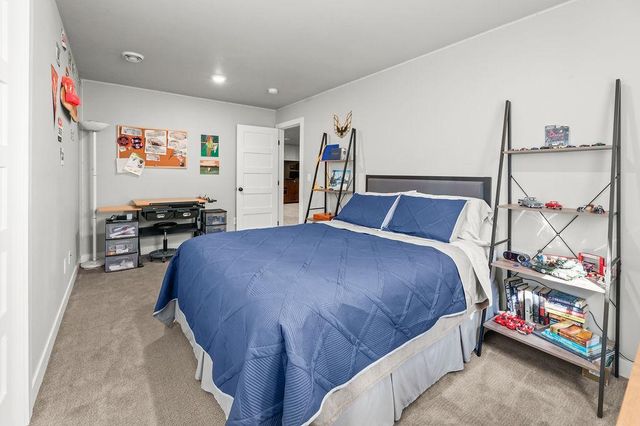 3755 Houkom Drive E, West Fargo, ND 58078