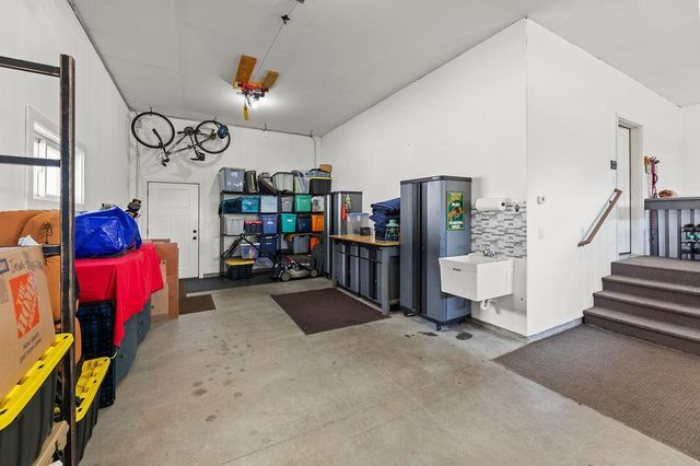 3755 Houkom Drive E, West Fargo, ND 58078