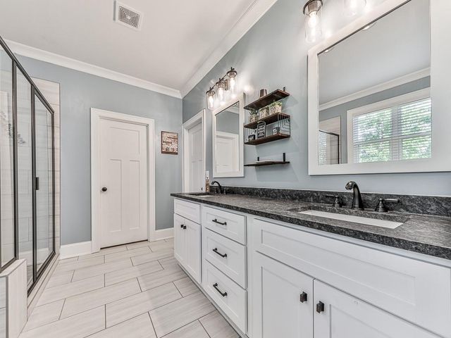 17 Wendover Drive, Cartersville, GA 30120